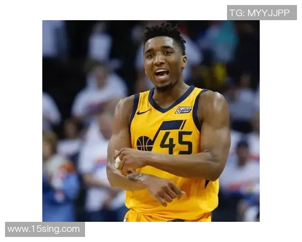 米切尔48分引领爵士力克火箭，再现超级巨星风范